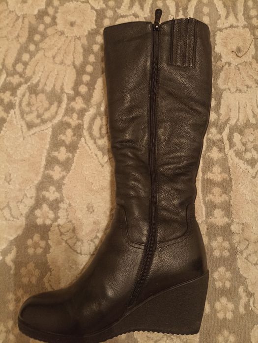 Сапоги зимние кожаные 37 размер Турция