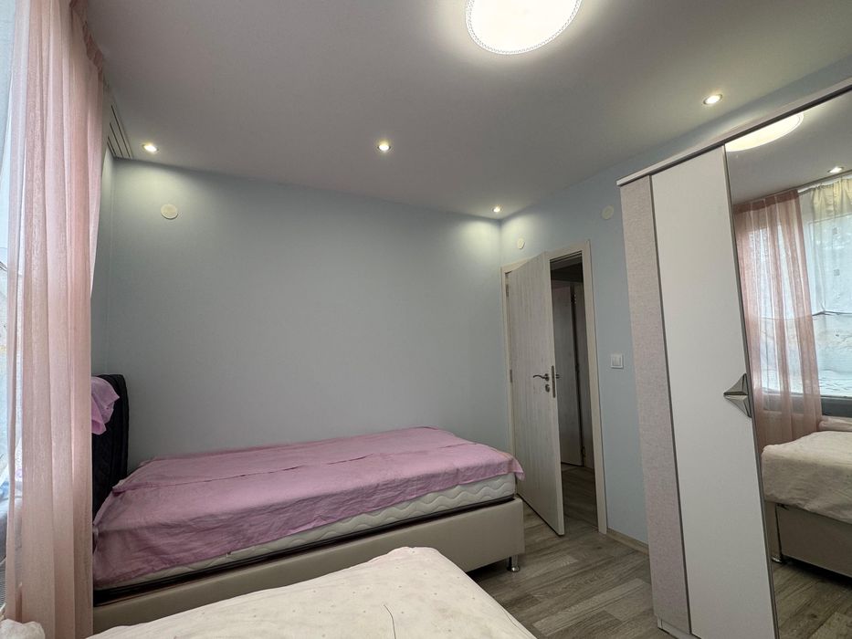 Четиристаен Тухлен Апартамент , Солигена