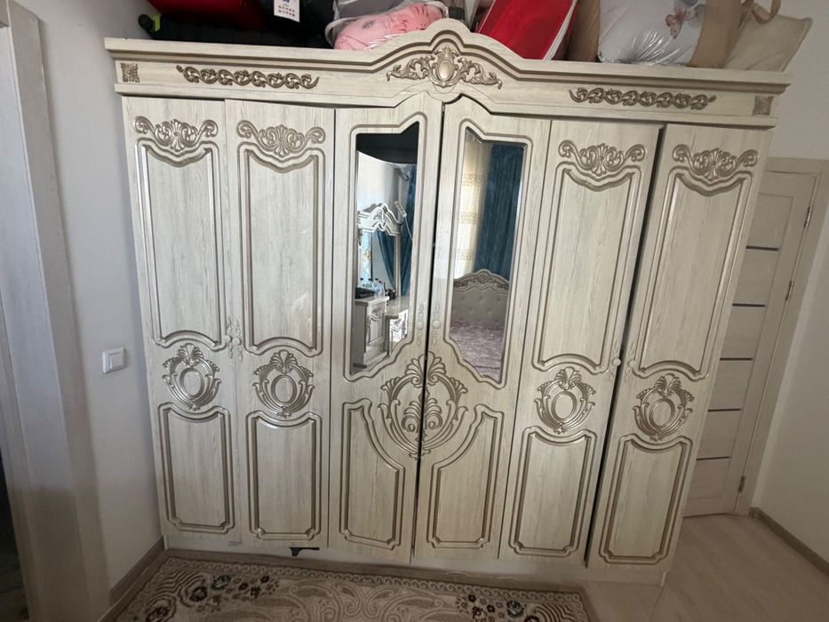 Спальный мебель продам