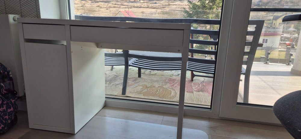 Birou alb ikea 105 cm