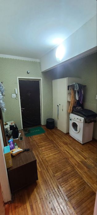 Продаётся своя 3х комнатная на сергели 7