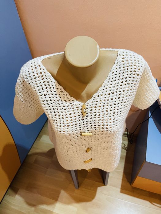 Bluza tricotata alba