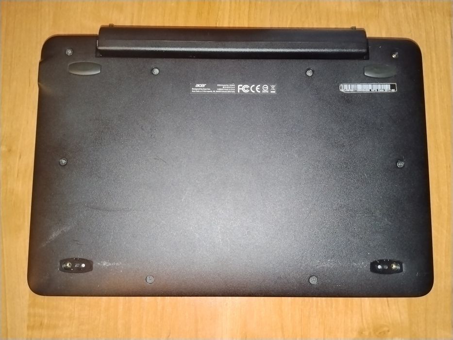 Acer One 10 S1003 — планшет Windows + клавиатура