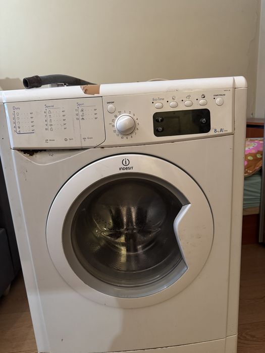 Хладилник BEKO и пералня Indesit