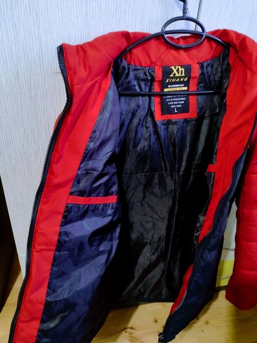 Продавам мъжко зимно яке