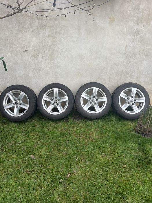 Vand roti cu cauciucuri de iarna pentru Bmw e90 dot 2022 i