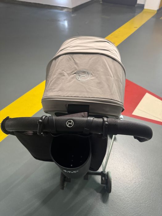 Carucior bebe Cybex Mios 3 Soho Grey si landou