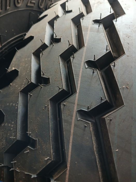 Продам шины китайка Новая