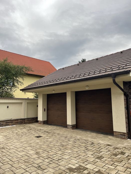 Vilă de lux cu teren și apartament individual ! - Mai multe