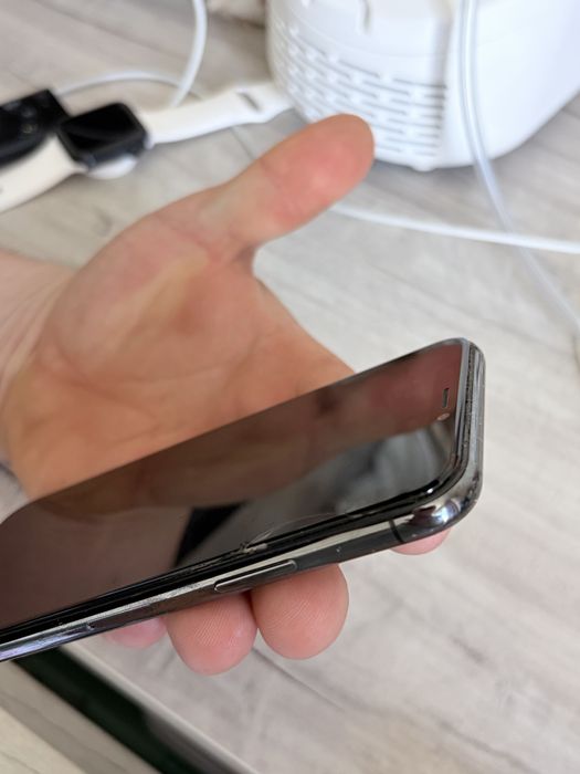 Продам айфон X на 256гб