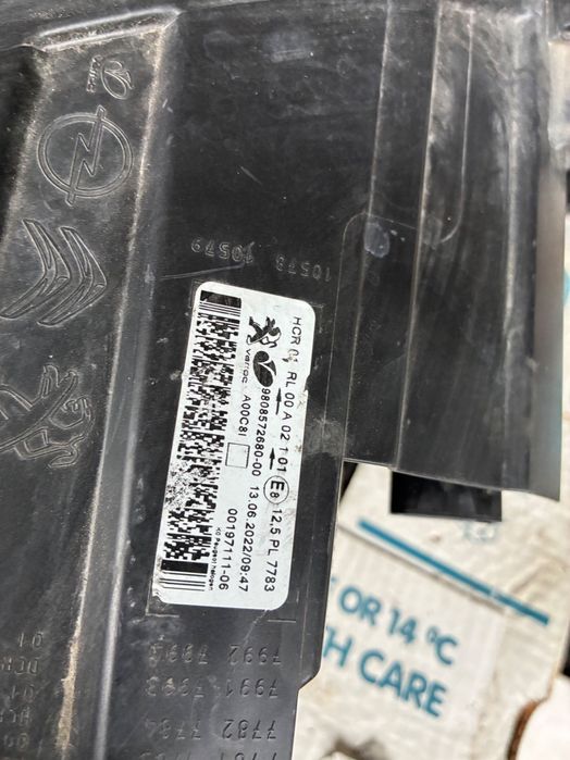 Ляв фар Peugeot Expert/ Пежо Експерт.