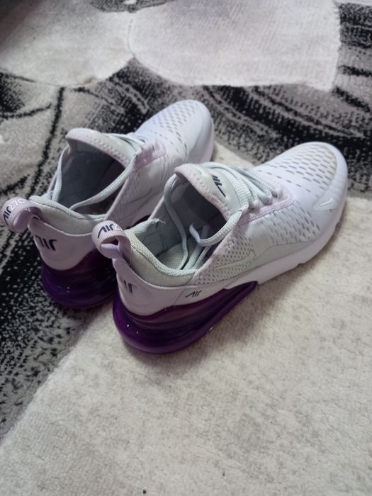 Nike Air Max 270
