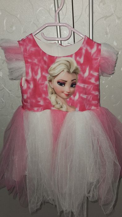 Официална рокля на Елза за 5 г.