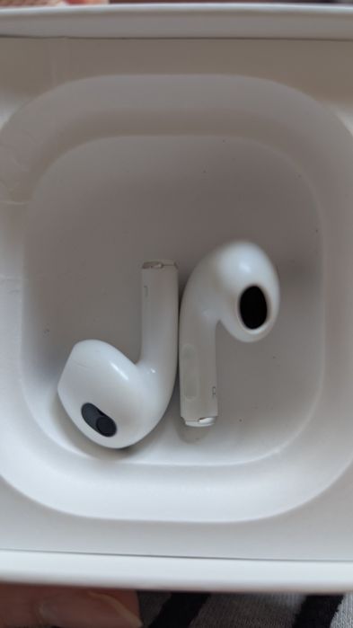 Само слушалки Airpods 3 gen