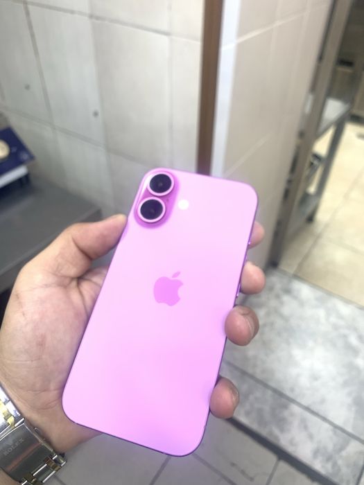 Айфон 16 на 128 гб 90 емкость