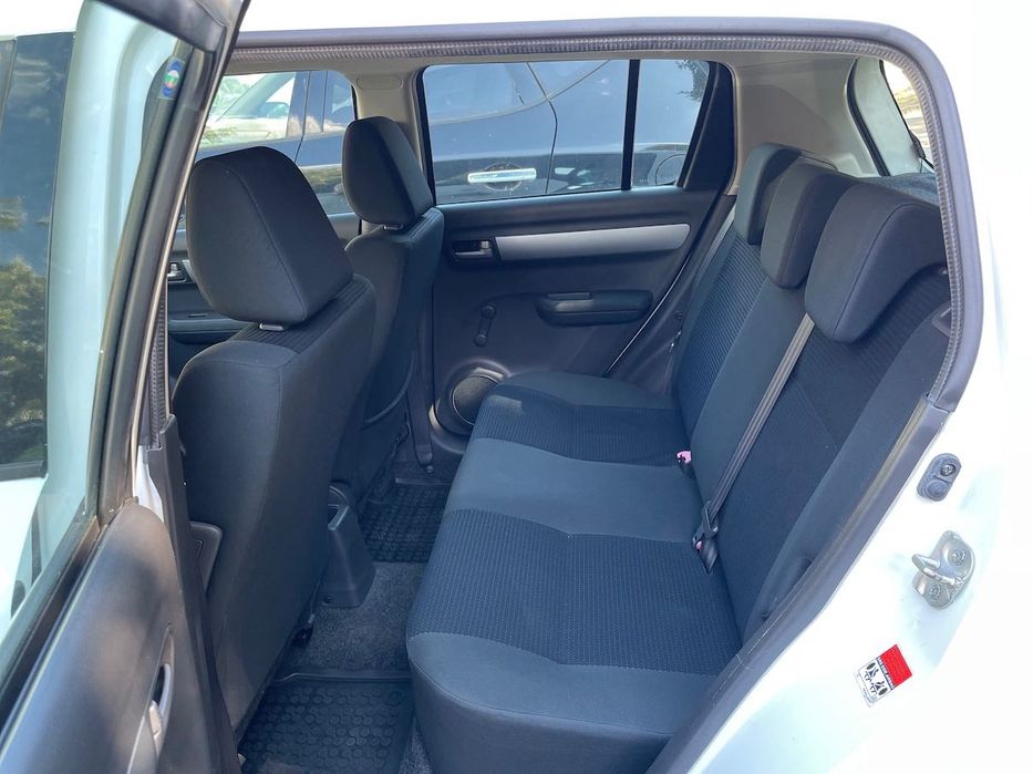 Suzuki Swift Сузуки Суифт Автоматик