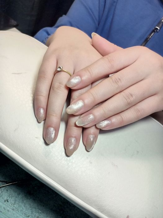 Приглашаю моделей на маникюр