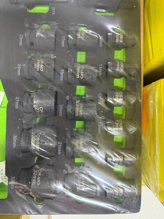 Set de chei pneumatice cu impact