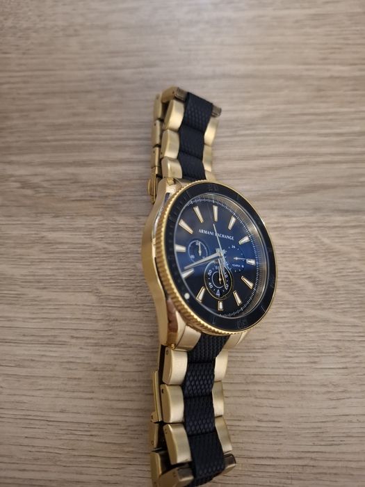 Vând ceas Armani exchange, preț 1390 Ron. Usor negociabil!