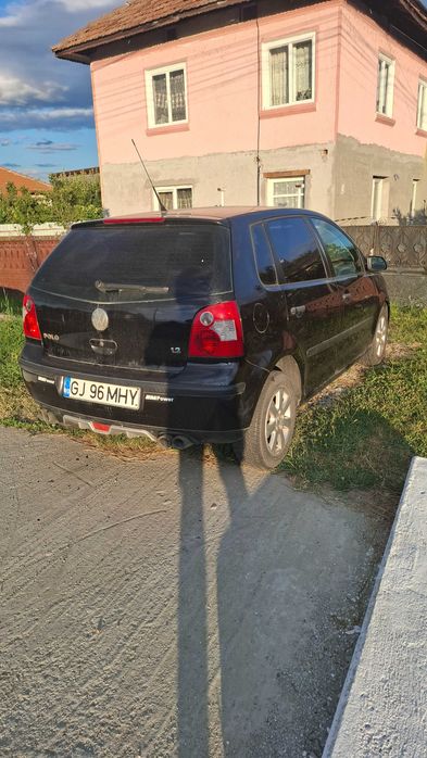 VOLKSWAGEN Polo 2006 — imagine 3