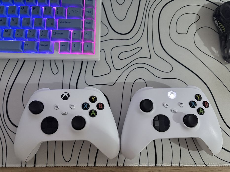 Продам консоль :Xbox series S,512 gb