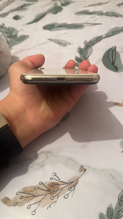 Айфон х 256гб телефон