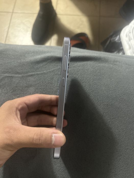 Samsung Galaxy S25 FE с гарантием