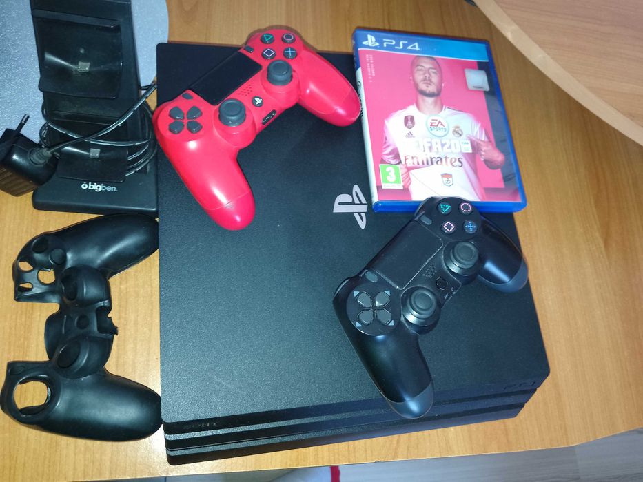 Play station 4 pro