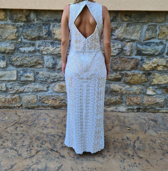 Уникална официална рокля