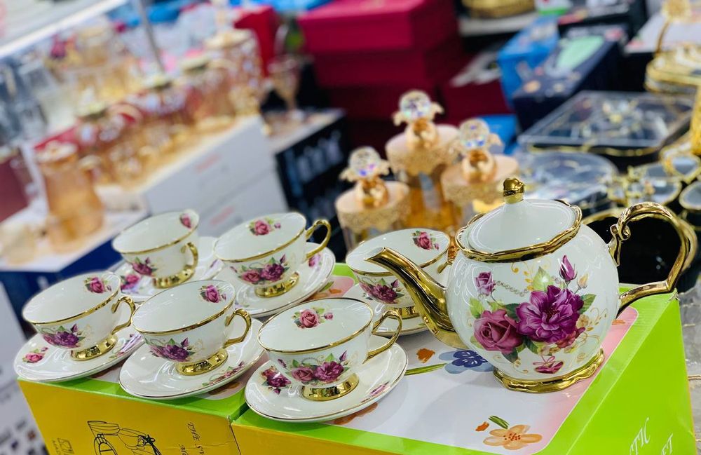 чайник, чашка, блюдце. набор услуг 6+1Choynak chashka