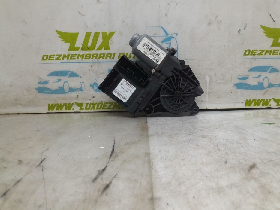 Motoras geam stanga fata 5k0959793 Volkswagen VW Golf 6 [2008 - 2015]