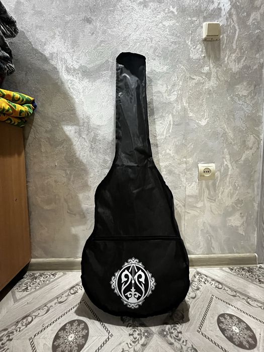 Гитара акустикаа