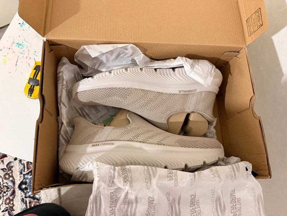 кроссовки Skechers