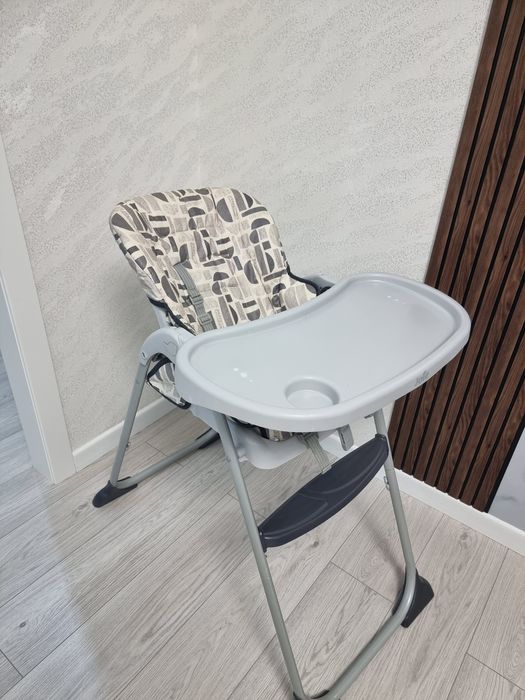 Стул для кормление