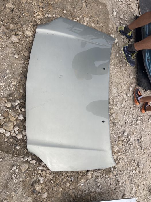 Предни капаци за Toyota Avensis T25 2003- 2008г