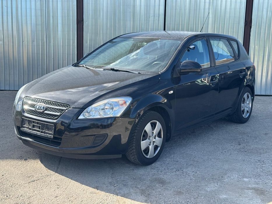 Dezmembrez Kia Ceed ED Hatchback 1.4CVVT 2006 2007 2008 2009 2010 2011 2012