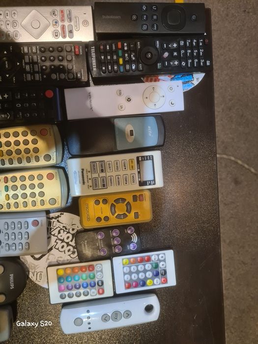 Продавам дистанционни