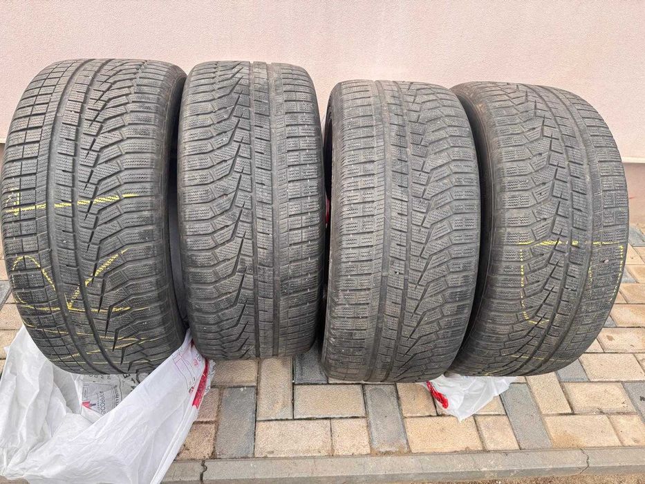 4 Anvelope iarna 285 / 45 R21 hankook