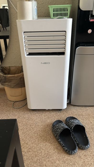 Продам НАПОЛЬНЫЙ кондиционер