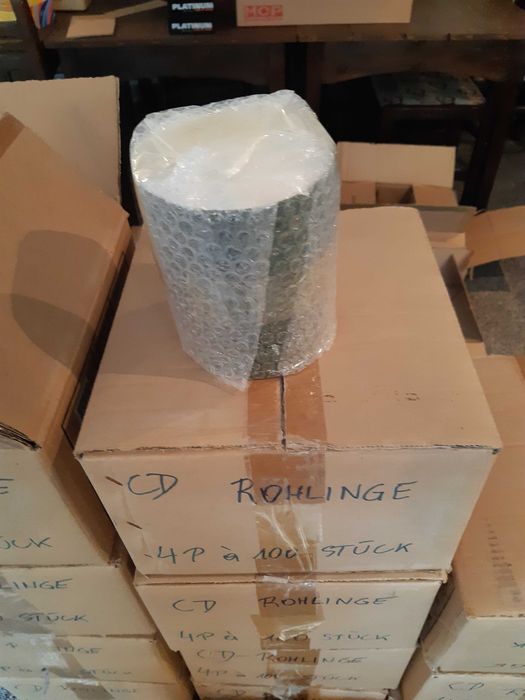 Нови небрандирани CD дискове