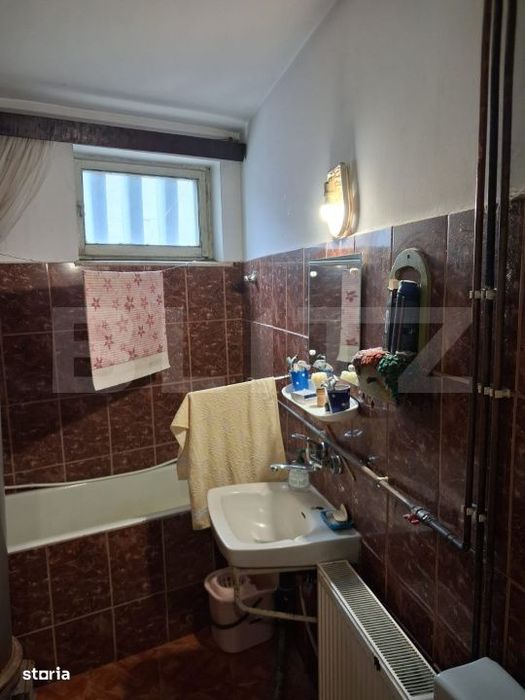 Apartament cu 3 camere, etajul 3, Campulung Moldovenesc — fotografia 3