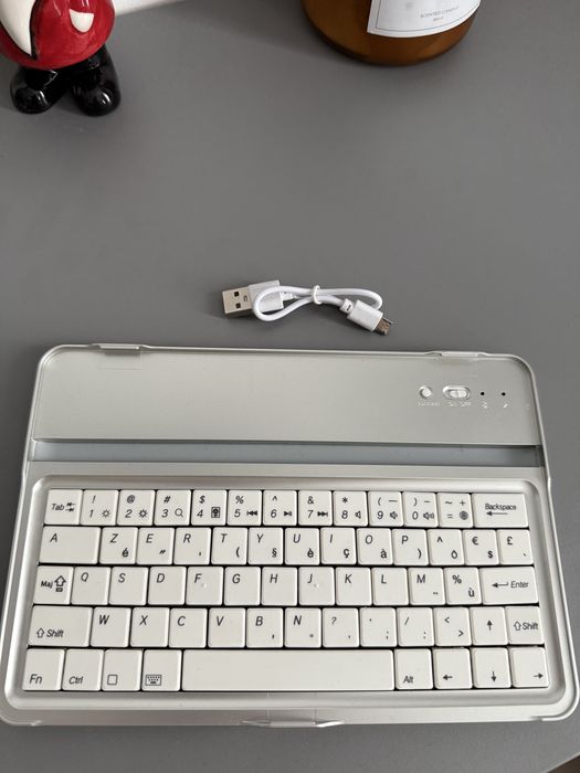 iPad Mini Bluetooth keyboard