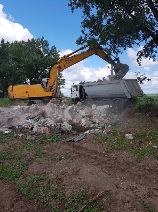 Inchiriez Buldo/Buldoexcavator,Excavator 24t,Mini-excavator de 3- 6t