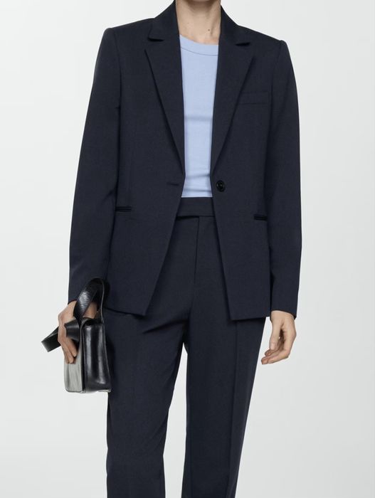 MANGO дамско тъмносиньо сако