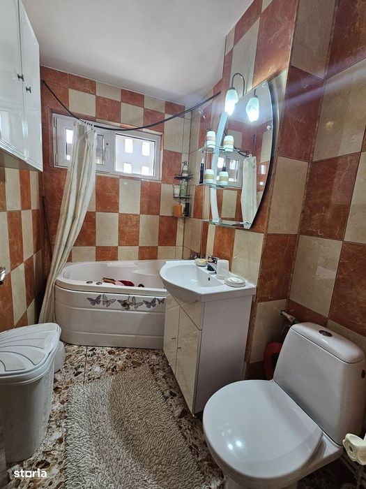 2 camere, str. Bogdan Dragoș ( zona Poliției ), mobilat, utilat