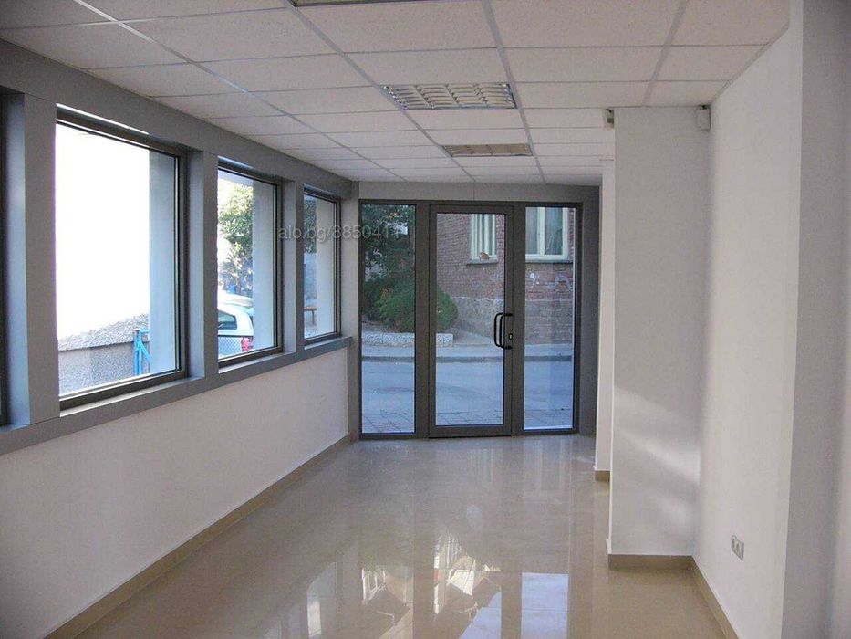 Продава се Магазин в Велико Търново, Център - 65 кв.м за 1491 €/кв.м - Снимка #5