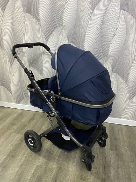 Продам детскую коляску