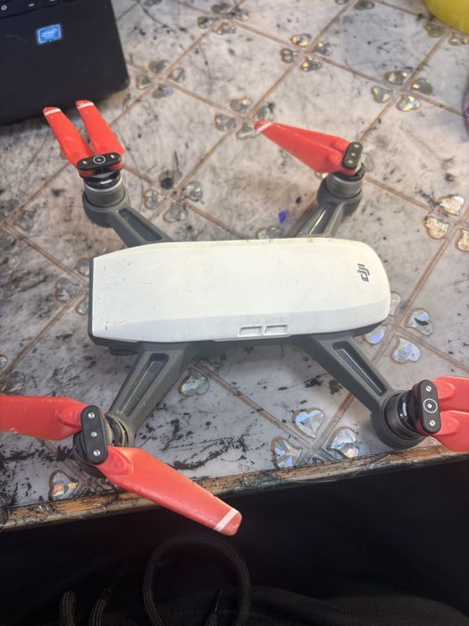 Дрон  DJI SPARK б/у