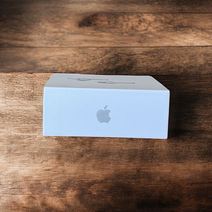 AirPods 4 с новата ANC технология