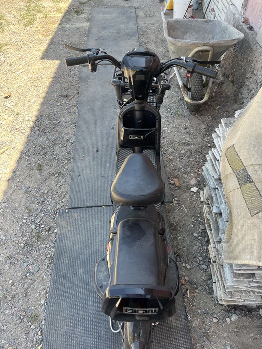 Продам скутер ск8 500 ват